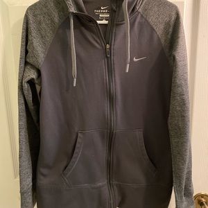 Nike therma jacket